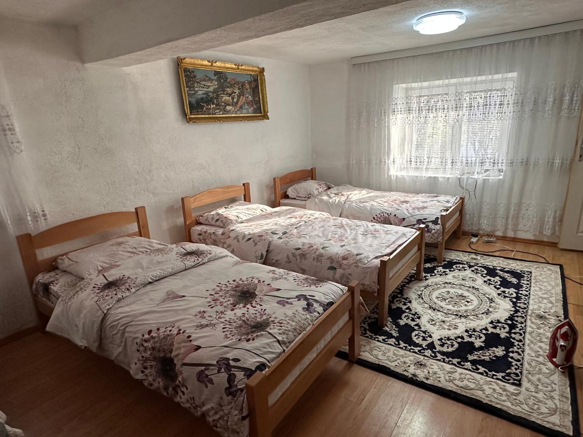 Guest House Guri Vuthaj Exterior photo